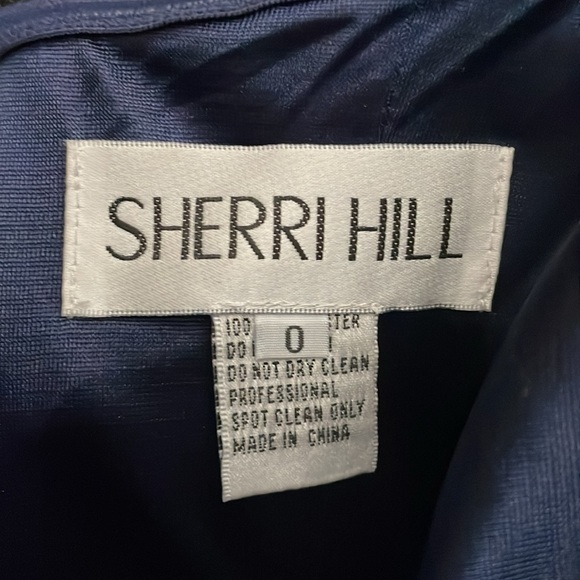 Sherri Hill Elegant Gown Style 55230 - Picture 4 of 7